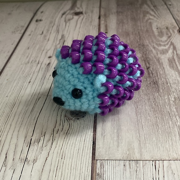 HANDMADE Crochet Beaded Fidget Hedgehog - Picture 12 of 16